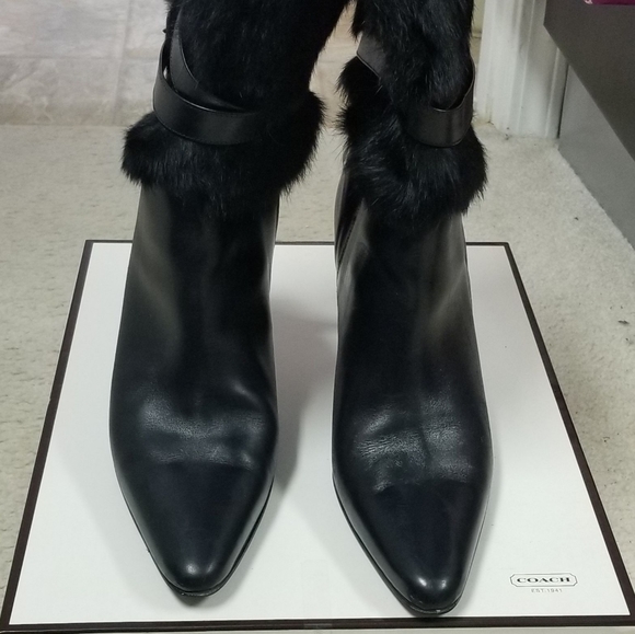 Coach Boots - Picture 1 of 4
